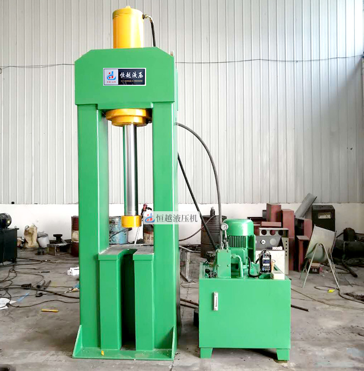 150吨龙门液压机