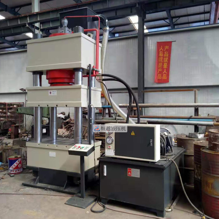 500T三梁四柱液压机